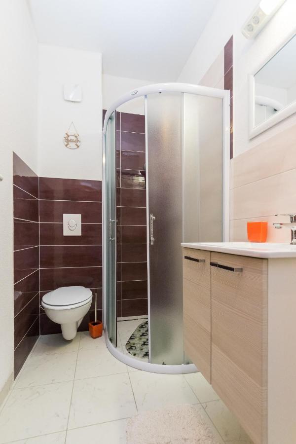 Apartments And Rooms With Parking Space Grebastica, Sibenik - 17831 ภายนอก รูปภาพ