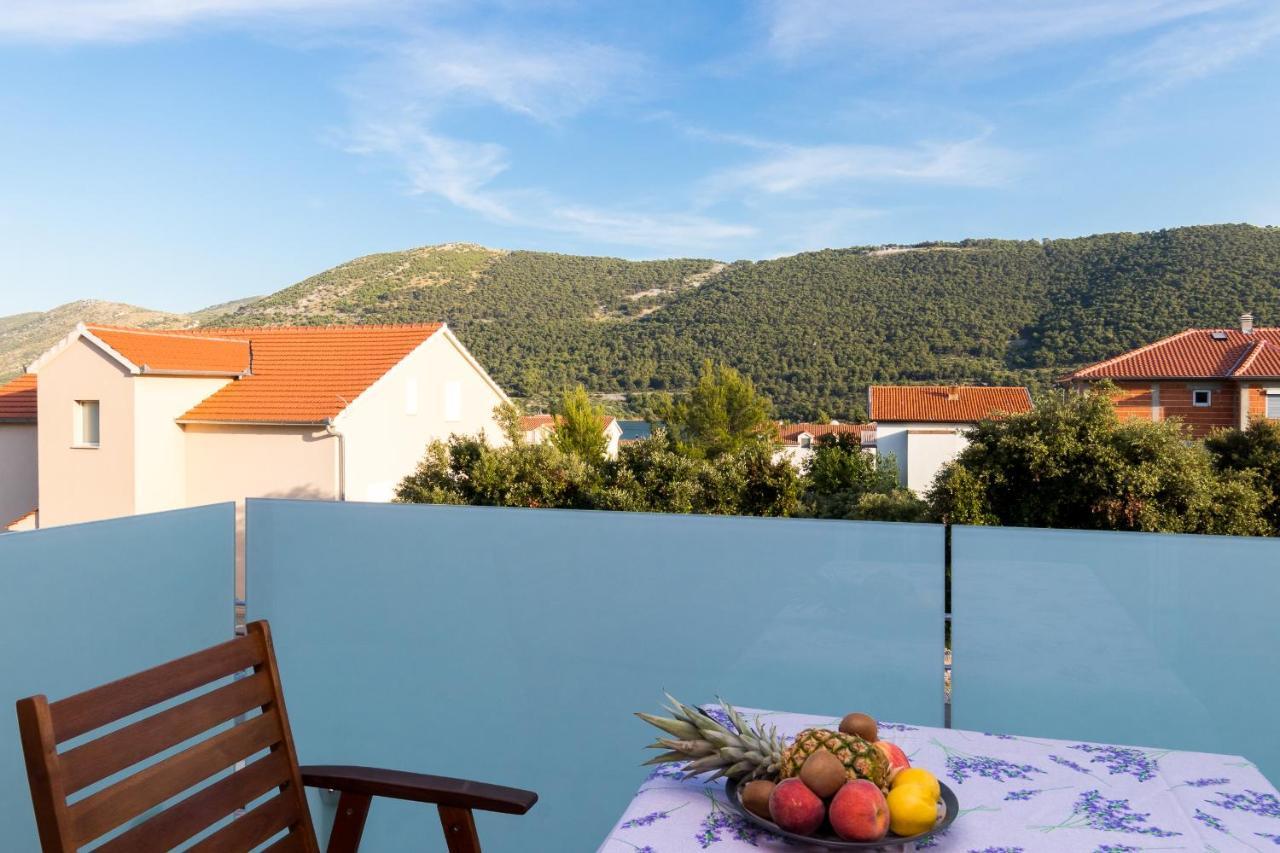 Apartments And Rooms With Parking Space Grebastica, Sibenik - 17831 ภายนอก รูปภาพ