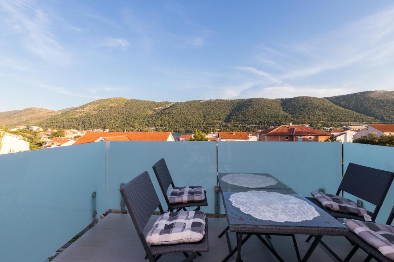 Apartments And Rooms With Parking Space Grebastica, Sibenik - 17831 ภายนอก รูปภาพ