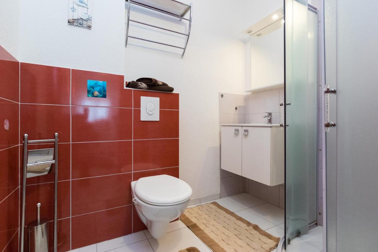 Apartments And Rooms With Parking Space Grebastica, Sibenik - 17831 ภายนอก รูปภาพ