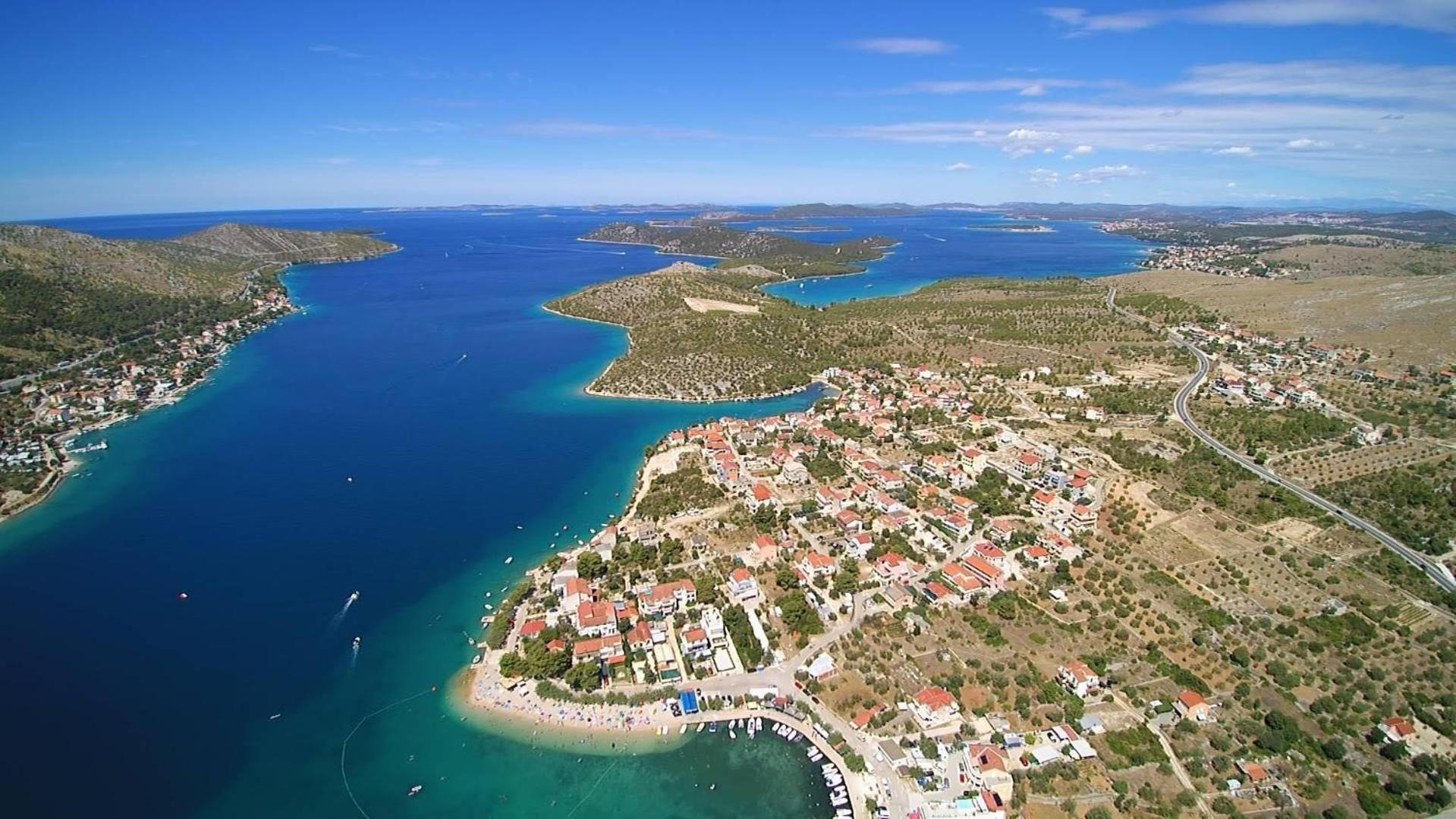Apartments And Rooms With Parking Space Grebastica, Sibenik - 17831 ภายนอก รูปภาพ